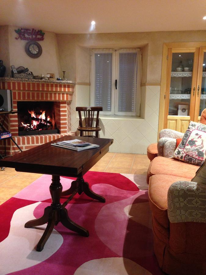 Apartamento Rural La Muralla De Pedraza Чавида Экстерьер фото